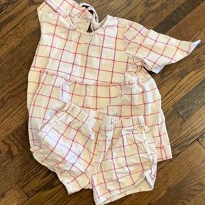 Alice and Ames bloomer set. Size 8 like new condition.